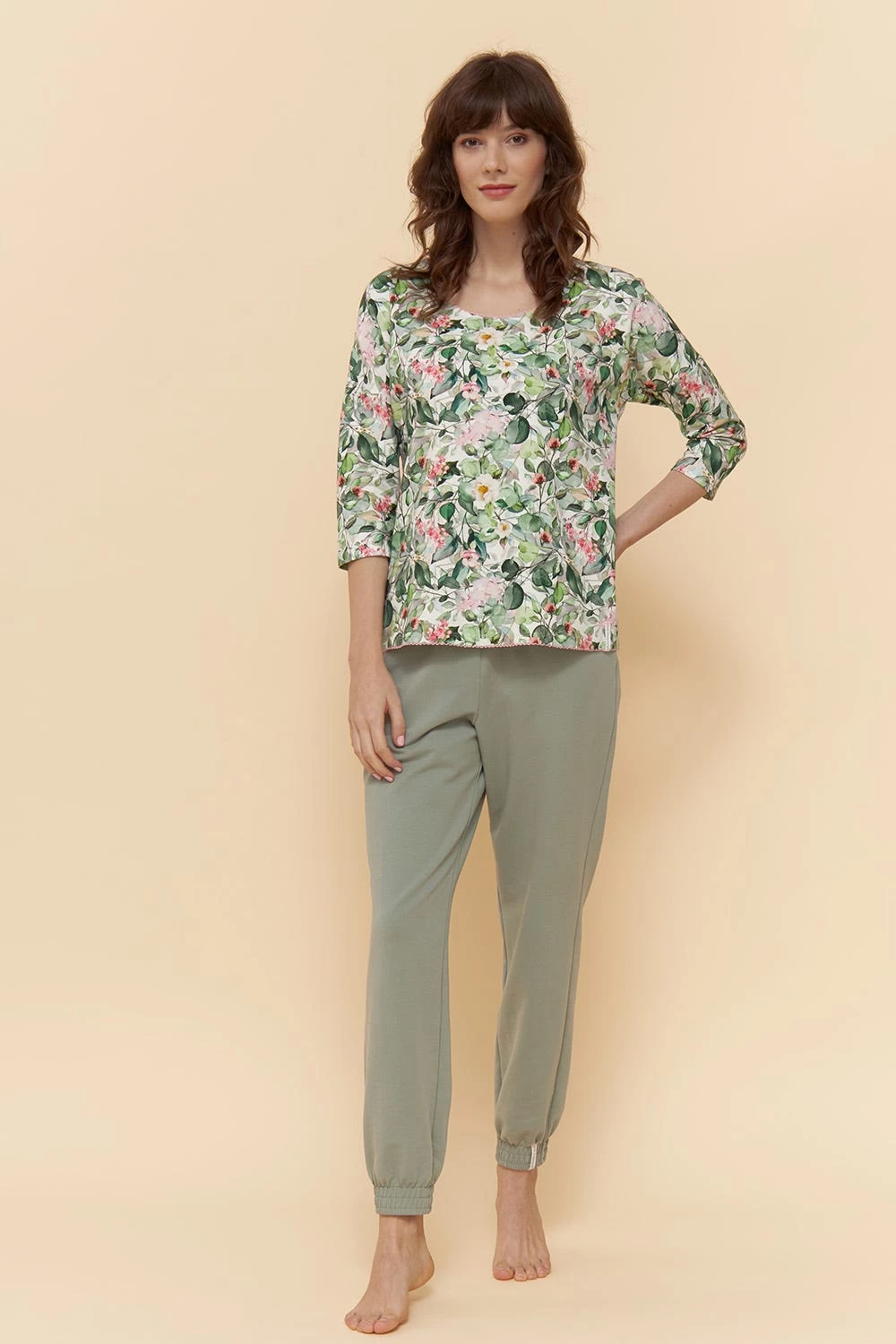 Pyjamashirt Im Frischen Blumendruck Grün-Rosa Mix & Match Baumwolle/Elasthan 4 Pyjamashirt Im Frischen Blumendruck Grün-Rosa Mix & Match Baumwolle/Elasthan - Image 4