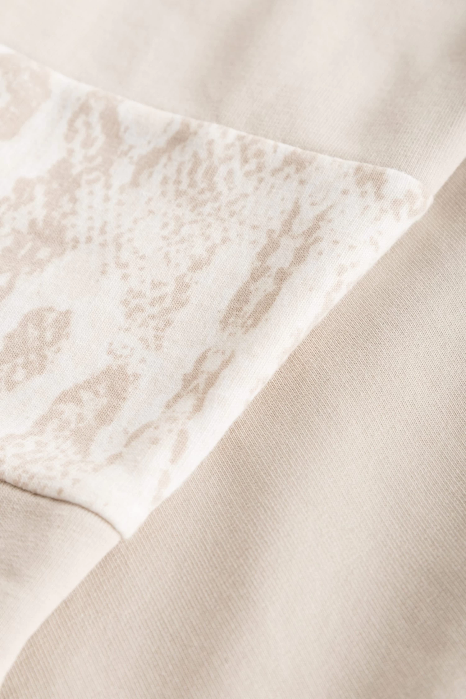 Sweatshirt Mit Details Im Schlangenprint Animalprint Pastellfarben Baumwolle/Elasthan 5 Sweatshirt Mit Details Im Schlangenprint Animalprint Pastellfarben Baumwolle/Elasthan - Image 5