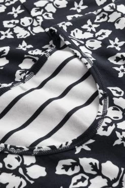 Bigshirt Im Blumenprint Marineblau 100% Baumwolle 9 Bigshirt Im Blumenprint Marineblau 100% Baumwolle -Pyjamas Für Zuhause 1223254 16814 3