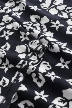 Bigshirt Im Blumenprint Marineblau 100% Baumwolle 10 Bigshirt Im Blumenprint Marineblau 100% Baumwolle -Pyjamas Für Zuhause 1223254 16814 4