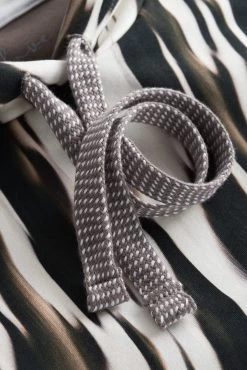 Kapuzen-Sweatshirt Im Zebra-Druck Animalprint Hoodie Bio-Baumwolle/Elasthan 11 Kapuzen-Sweatshirt Im Zebra-Druck Animalprint Hoodie Bio-Baumwolle/Elasthan -Pyjamas Für Zuhause 1223400 16572 4