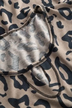 Nachthemd Im Puristischen Leoparden-Druck Animalprint Baumwolle/Modal -Pyjamas Für Zuhause 1223483 11572 4