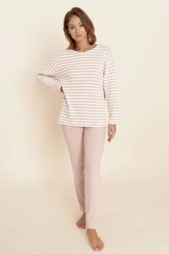Hausanzug Mit Ringeldruck In Rosa-Weiß Strickqualität Materialmix