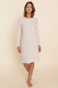 Hauskleid Im Ringeldruck In Rosa-Weiß Strickqualität Materialmix