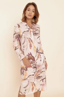 Nachtkleid Im Romantischen Feder-Druck Umlegekragen Baumwolle/Modal -Pyjamas Für Zuhause 1223655 16576 10