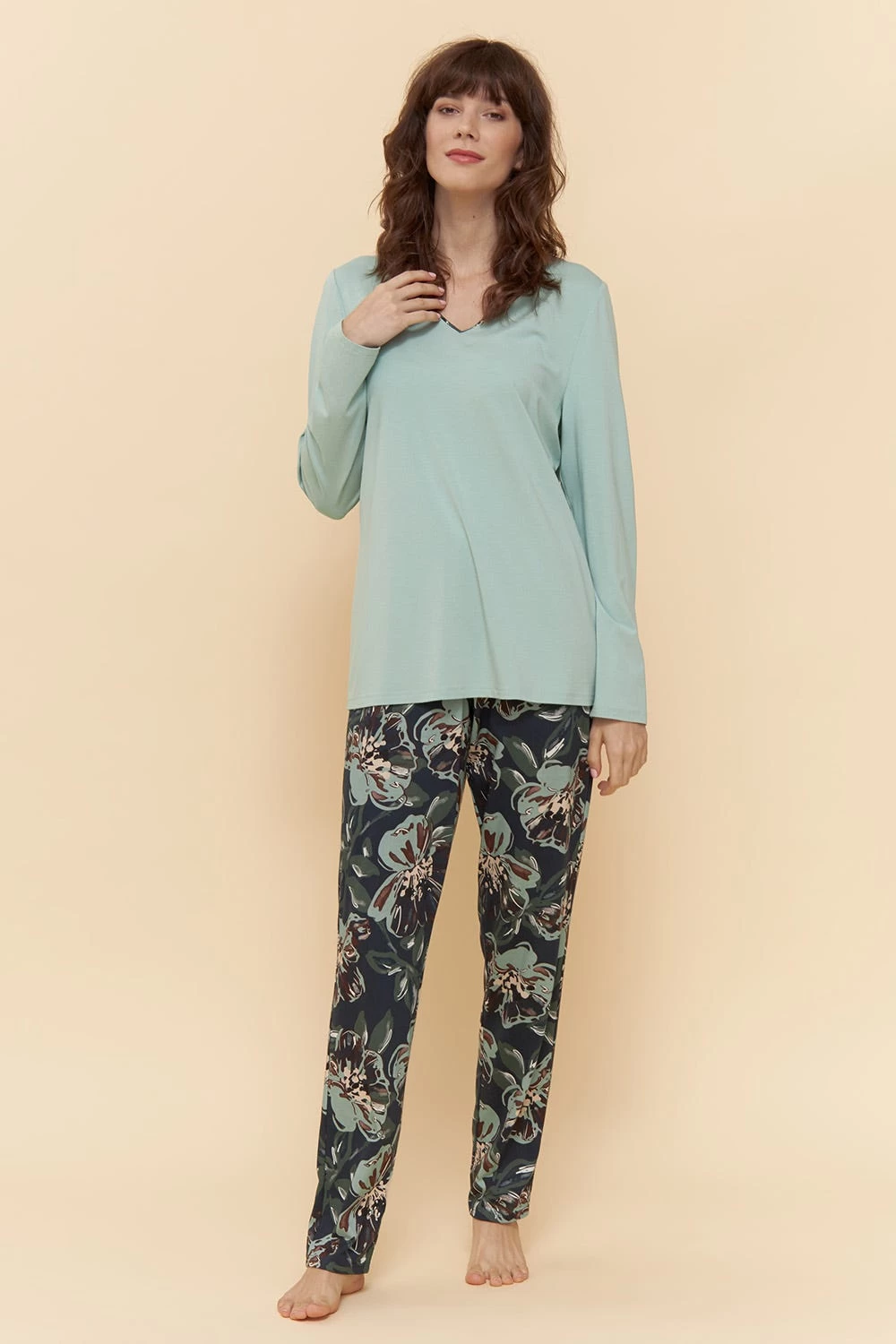 Pyjama Mit Ansprechendem Blumen-Druck Paspel Baumwolle/Modal 1 Pyjama Mit Ansprechendem Blumen-Druck Paspel Baumwolle/Modal