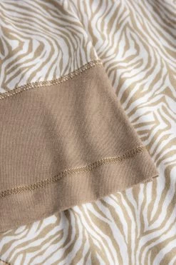 Shirt Im Zebra-Druck Beige Ziernähte A-Linie Mix & Match Baumwolle/Modal -Pyjamas Für Zuhause 1233046 16858 6