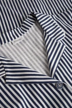 Pyjama Im Streifendruck Herrenhemd-Stil Bermuda Knopfleiste 100% Baumwolle 9 Pyjama Im Streifendruck Herrenhemd-Stil Bermuda Knopfleiste 100% Baumwolle -Pyjamas Für Zuhause 1233110 16504 3