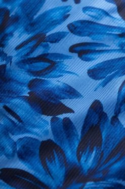 Klassische Bikini Hose Im Blauen Blüten-Druck Ripp Recyceltes Polyester/Elasthan -Pyjamas Für Zuhause 1235517 11573 5