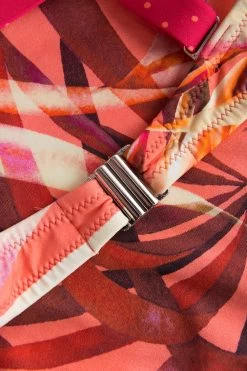 Bikini-Oberteil Mit Buntem Blätter-Druck Raffung Recyceltes Polyamid/Elasthan 13 Bikini-Oberteil Mit Buntem Blätter-Druck Raffung Recyceltes Polyamid/Elasthan -Pyjamas Für Zuhause 1235554 16364 6