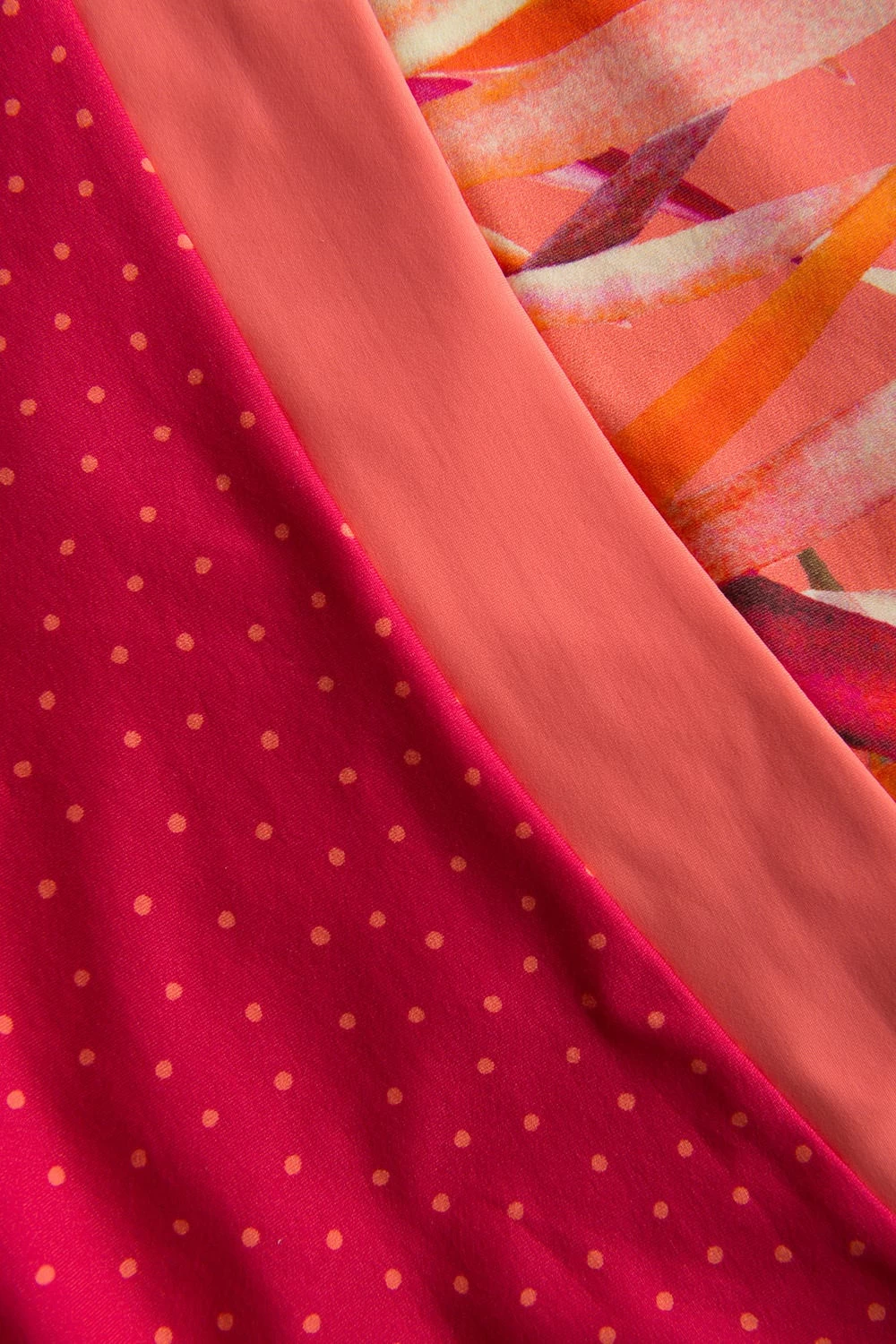 Badeanzug Im Muster-Mix Rückenausschnitt Recyceltes Polyamid/Elasthan 4 Badeanzug Im Muster-Mix Rückenausschnitt Recyceltes Polyamid/Elasthan - Image 4