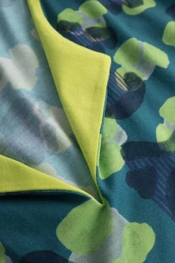 Strandkleid Mit Raffungen Im Grünen Leo-Design Schlitz Viskose/Elasthan -Pyjamas Für Zuhause 1235613 11572 4