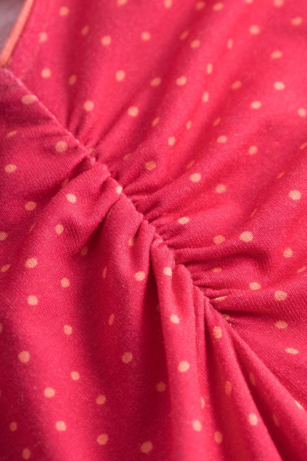 Strandkleid Mit Raffung Paspel Tupfen-Druck Pink Viskose/Elasthan 5 Strandkleid Mit Raffung Paspel Tupfen-Druck Pink Viskose/Elasthan - Image 5