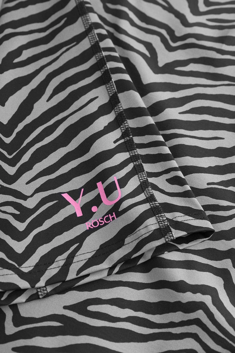 Y.U Yoga Top Im Modernen Druck Ärmellos Sport Mix & Match Recycled Polyamid/Elasthan 5 Y.U Yoga Top Im Modernen Druck Ärmellos Sport Mix & Match Recycled Polyamid/Elasthan - Image 5