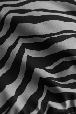 Y.U Yoga Bustier Im Modernen Druck Sport-BH Mix & Match Recycled Polyamid/Elasthan -Pyjamas Für Zuhause 1667201 16573 6