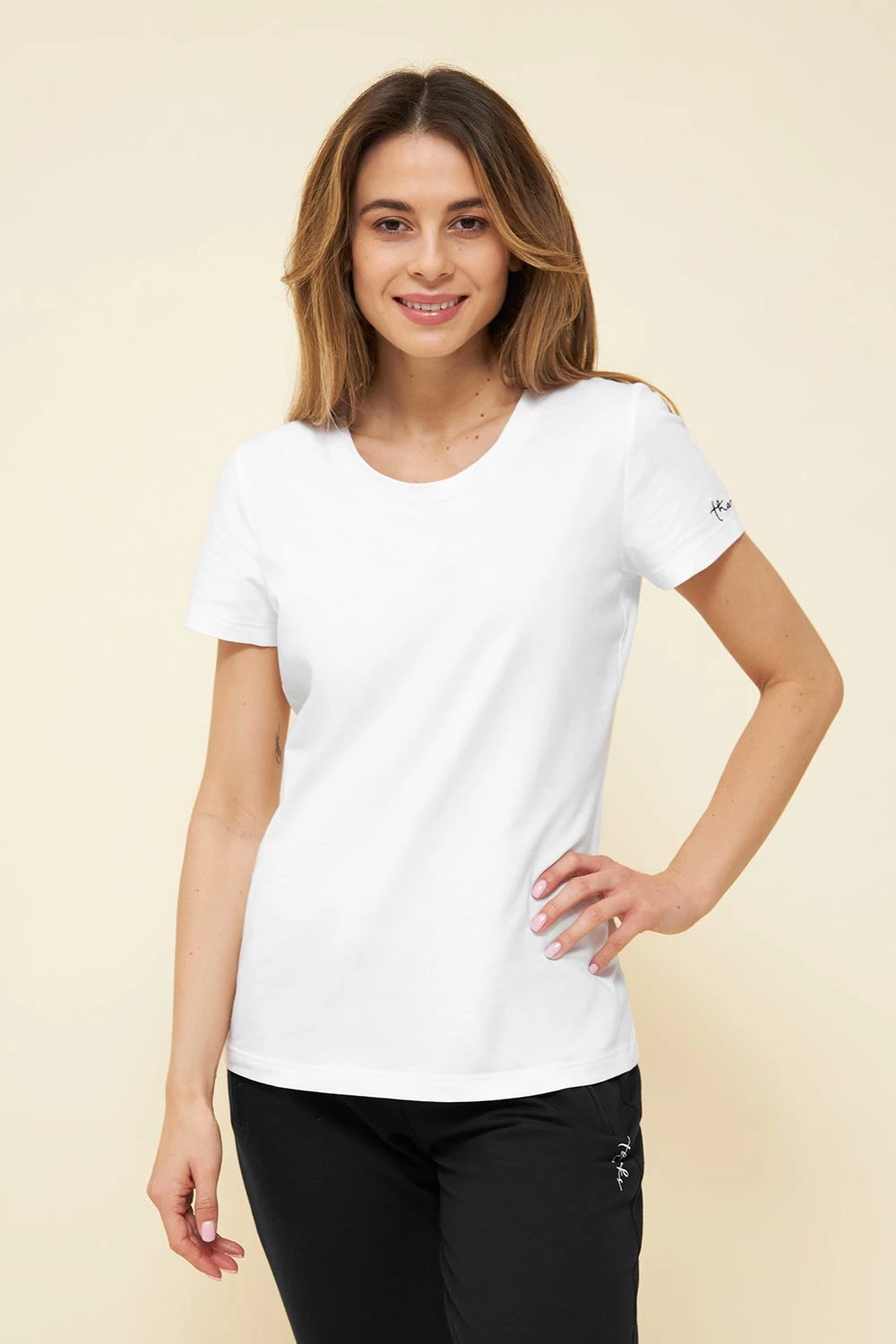 Basic T-Shirt Weiß Uni Stickereidetail Bio-Baumwolle/Elasthan Thx 1 Basic T-Shirt Weiß Uni Stickereidetail Bio-Baumwolle/Elasthan Thx