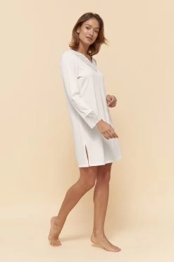 Nachthemd Mit Eleganten Spitzen-Details Einfarbig Romantisch Verspielt Baumwolle/Modal