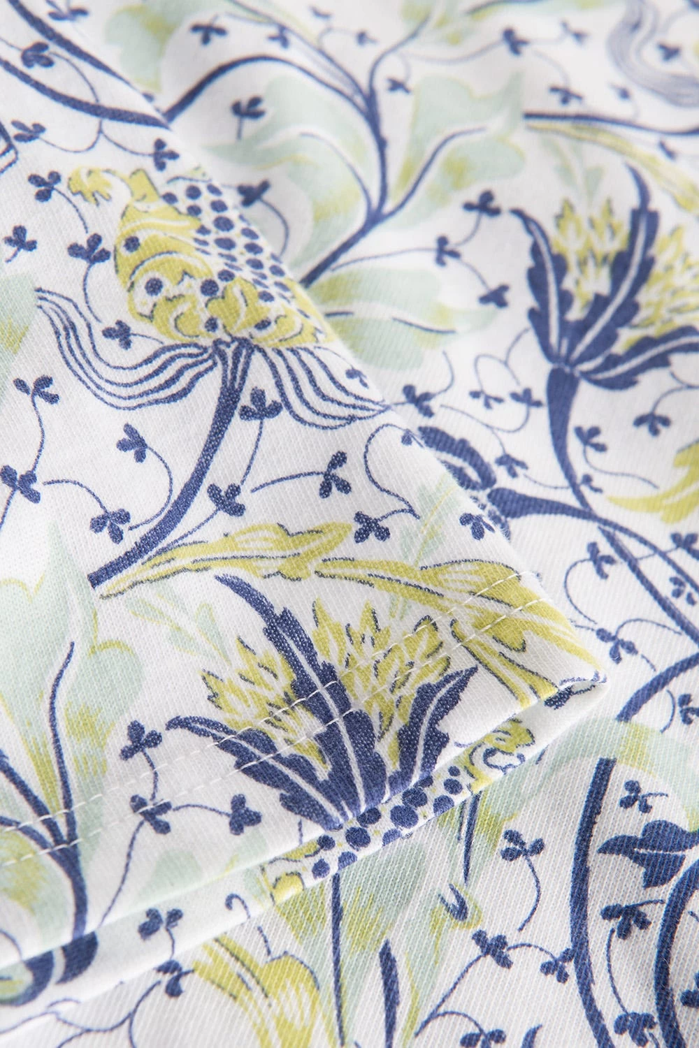 Basic Bigshirt Kurzarm Im Floralen Ornament-Print 1884811 5 Basic Bigshirt Kurzarm Im Floralen Ornament-Print 1884811 - Image 5