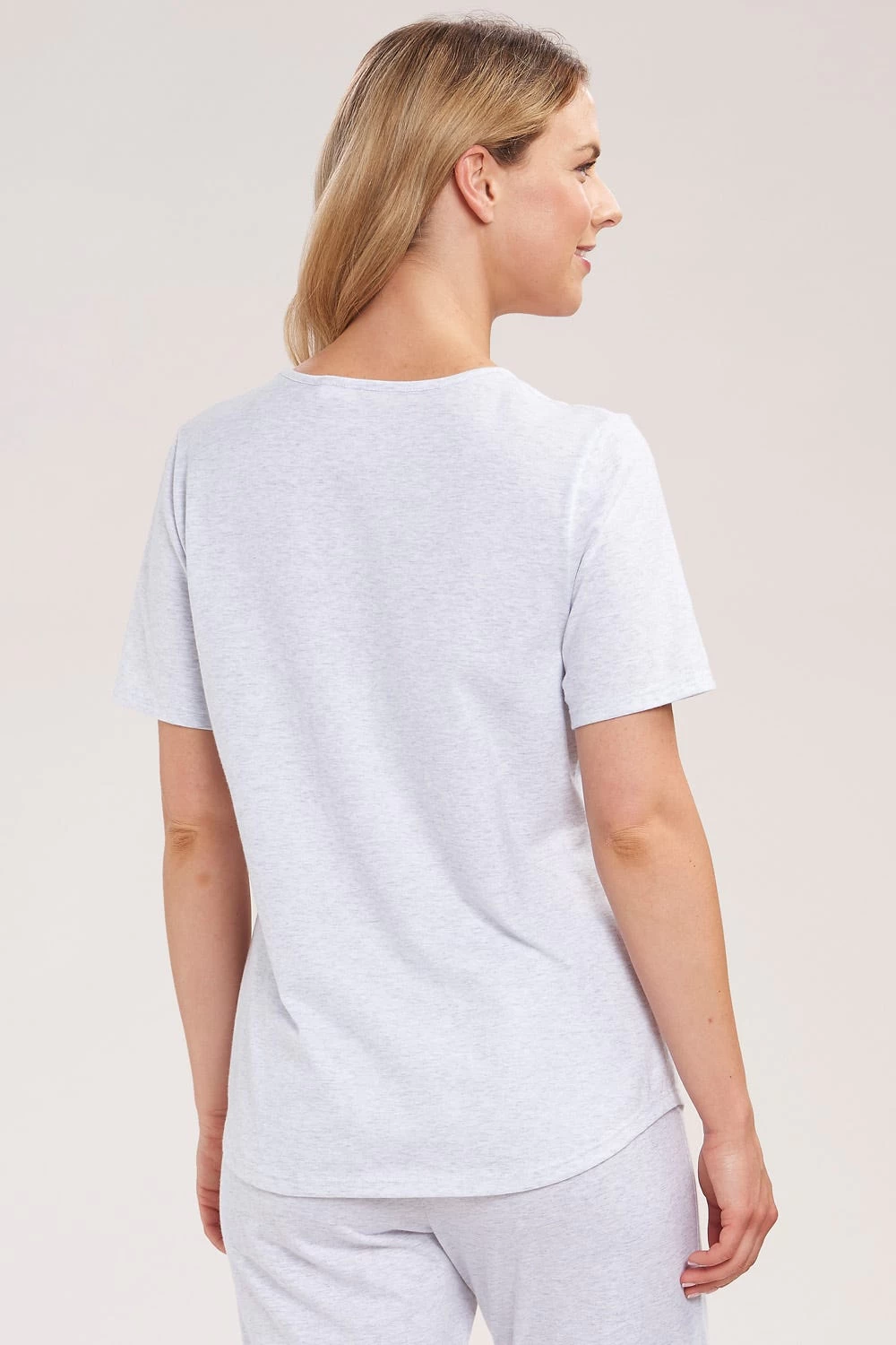 T-Shirt Mit Dezenter Spitzenborte 2 T-Shirt Mit Dezenter Spitzenborte - Image 2