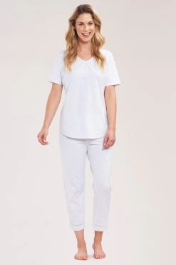 T-Shirt Mit Dezenter Spitzenborte 7 T-Shirt Mit Dezenter Spitzenborte -Pyjamas Für Zuhause img5c262d67a0c1c2.83711343