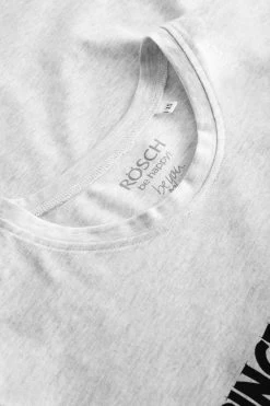 Charity-Shirt, Limitiertes T-Shirt Mit Motivdruck - "Tübingen Hält Abstand" 8 Charity-Shirt, Limitiertes T-Shirt Mit Motivdruck - "Tübingen Hält Abstand" -Pyjamas Für Zuhause img5ebd5232eb5fb5.65200767